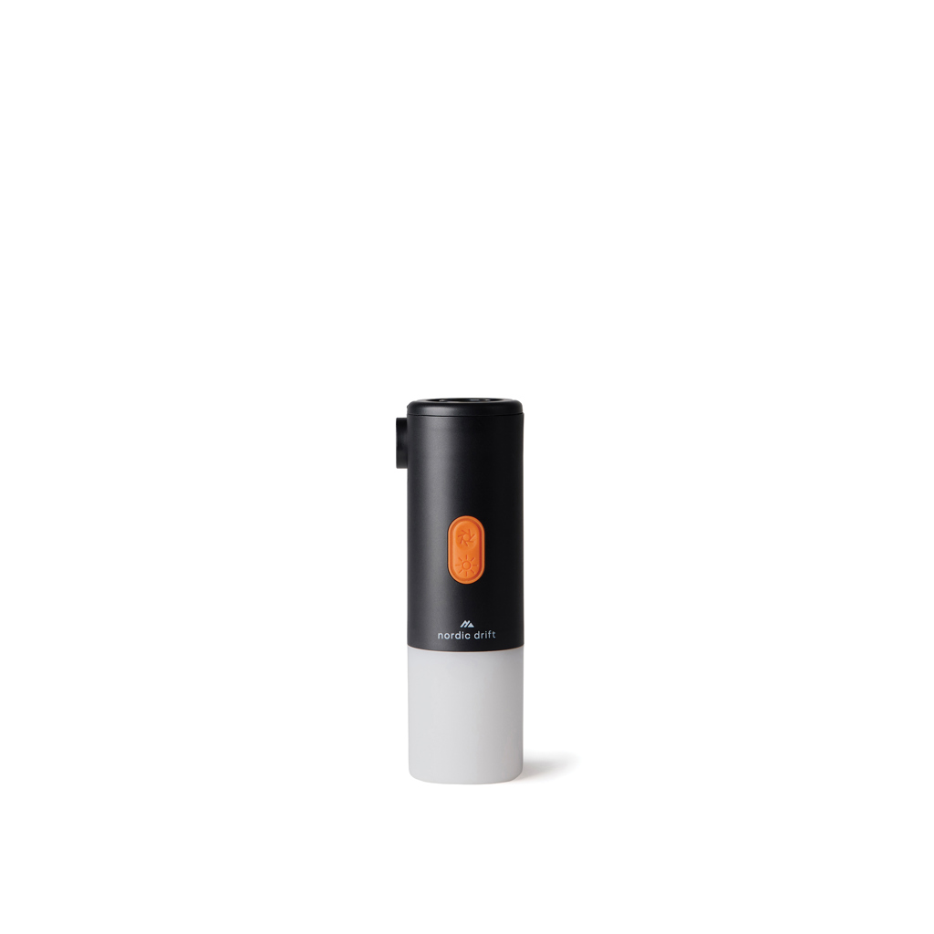Lampe de camping avec pompe à air Nordic Drift Titan