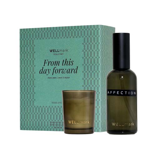 Coffret cadeau Wellmark comprenant un vaporisateur d'ambiance de 100 ml et une bougie Tender Affection de 70 ml
